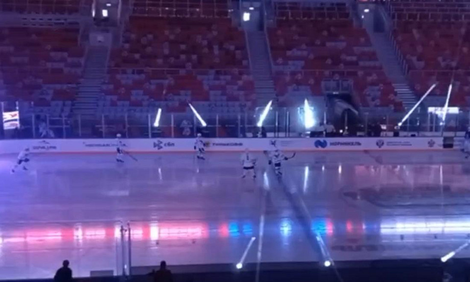 Новосибирская хоккейная команда 