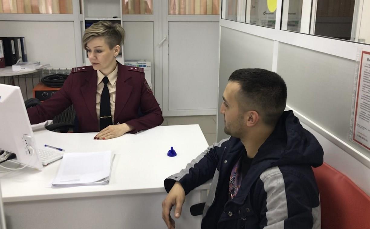 Сотрудники роспотребнадзора. Сотрудник Роспотребнадзора. Консультация Роспотребнадзора. Консультирование в МФЦ. Сотрудник МФЦ.