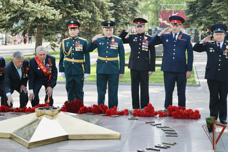 В регионах Сибири росгвардейцы почтили память героев Великой Отечественной войны