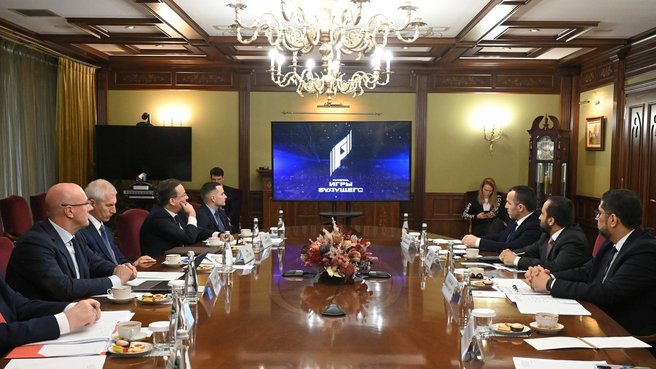 Дмитрий Чернышенко провёл встречу с Послом ОАЭ Мохаммадом Ахмадом Альджабером