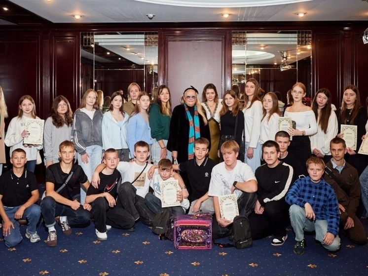 Татьяна Михалкова встретилась с юными дизайнерами из приграничья Курской области