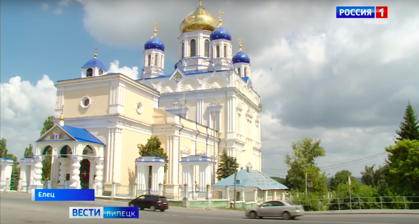 В Ельце встретили ковчег с мощами Матроны Московской