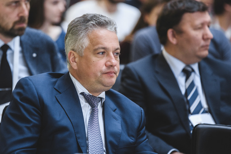 Андрей Лобов