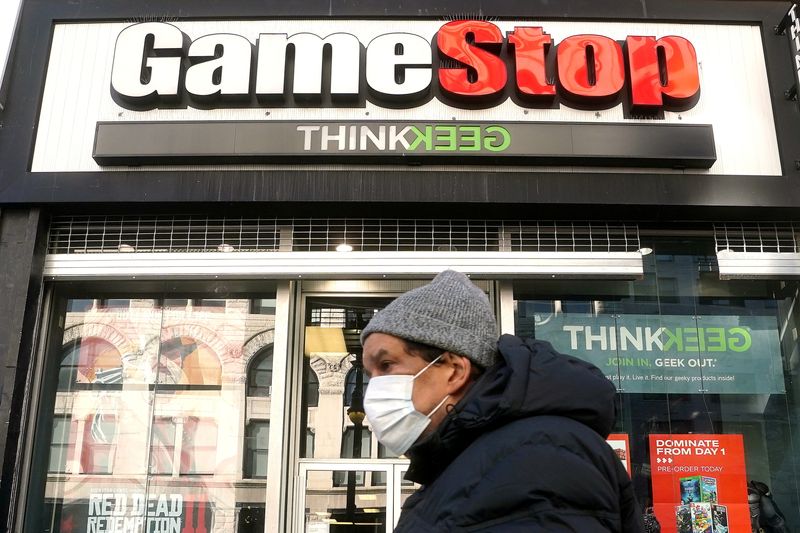 Акции GameStop упали в цене на 22% после увольнения генерального директора