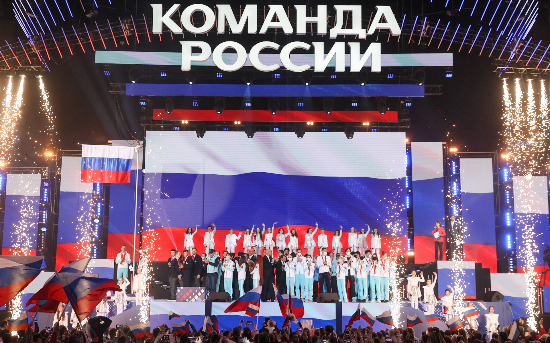 Санкции против сп. Европа и Россия вместе. Санкции олимпийцам. Российский спорт и санкции против РФ. Олимпийские игры Чемпионат Европы.