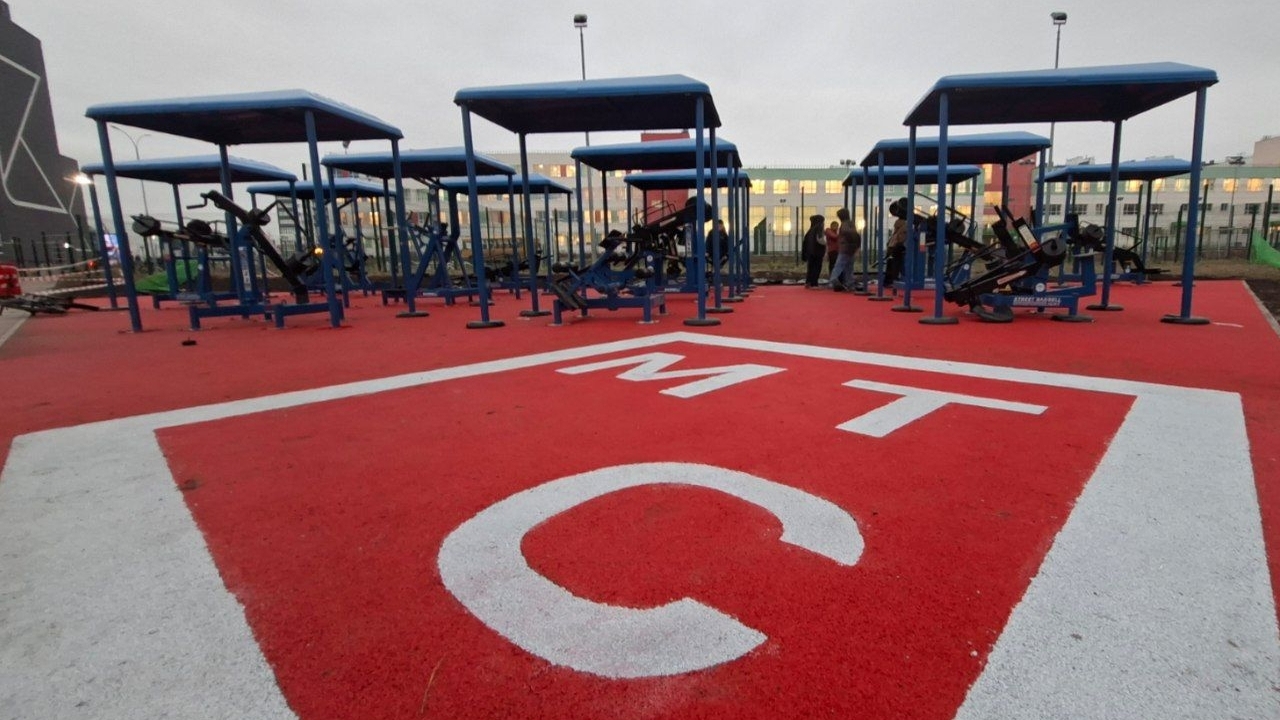 В жилом микрорайоне «Кошелев-Парк» в Самаре отк...