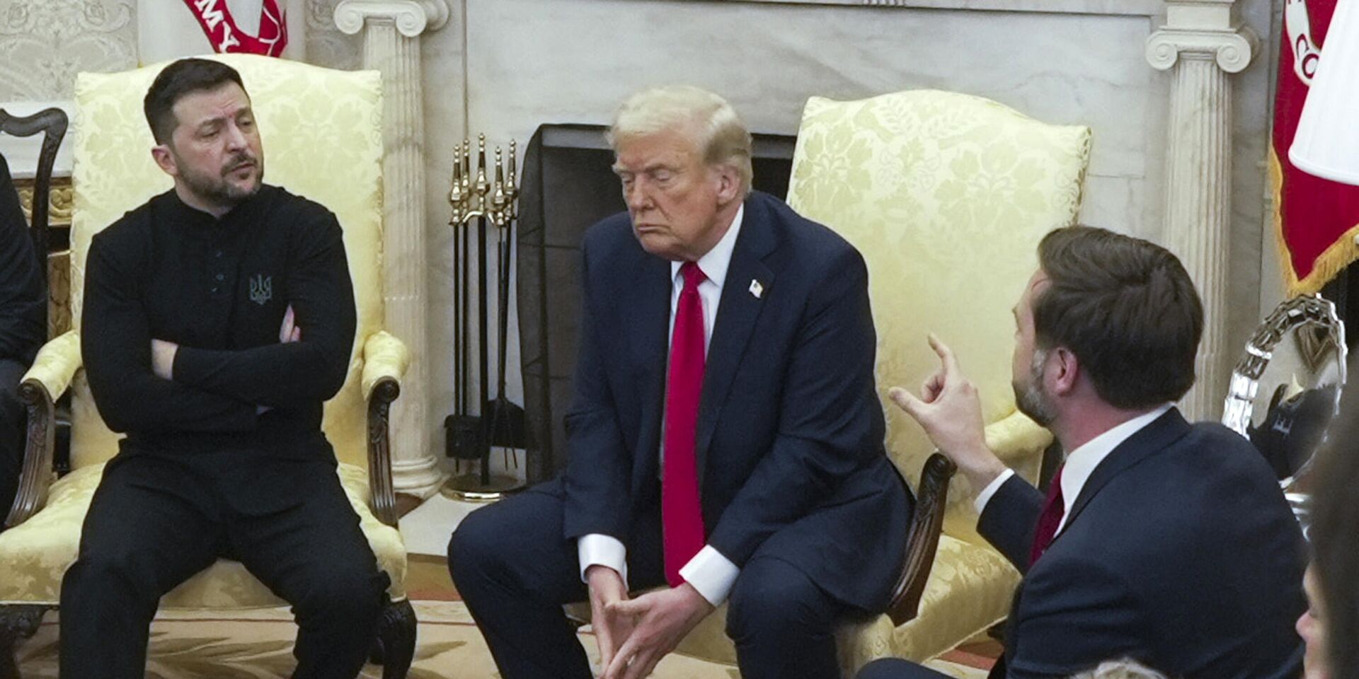 Президент США Дональд Трамп и вице-президент Джей Ди Вэнс беседуют с Владимиром Зеленским - ИноСМИ, 1920, 28.08.2025