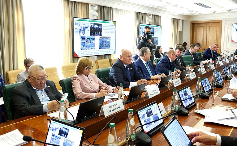 Расширенное заседание Комитета Совета Федерации по аграрно-продовольственной политике и природопользованию (в рамках Дней Пензенской области в Совете Федерации)
