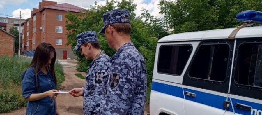 В Оренбуржье росгвардейцы проводят профилактическую акцию «Безопасный отпуск»
