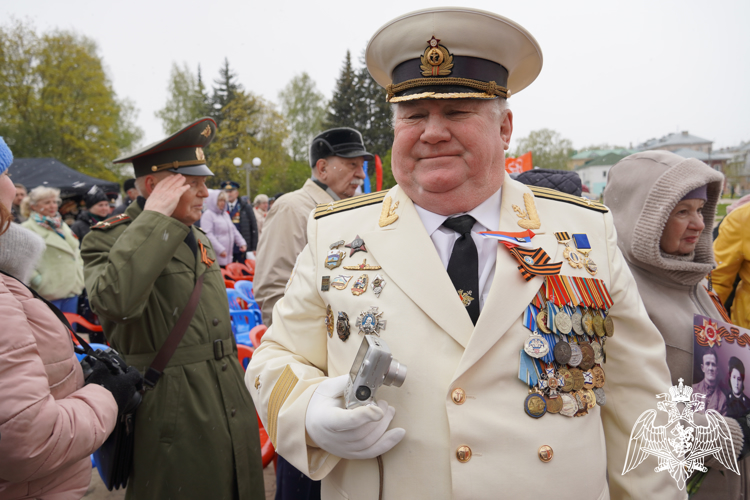 В День Победы представители Росгвардии приняли участие в праздничных мероприятиях