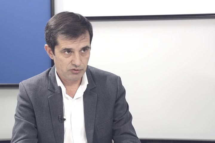 Пресс-службу Верховного Совета Хакасии снова возглавил Денис Баталов 