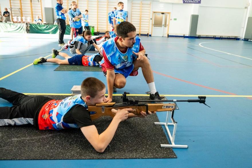 Шадринск стал центром областных соревнований по школьному биатлону