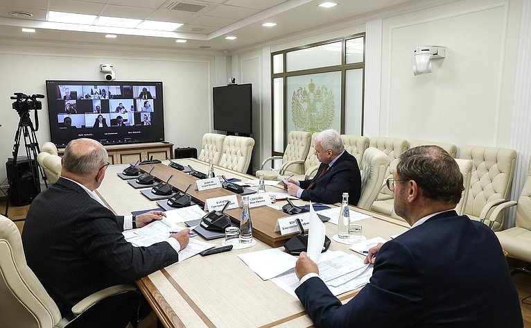 Участие сенаторов РФ в заседании геополитической группы Международного союза «Евразия»