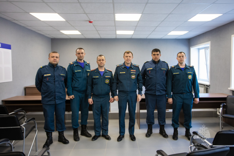 В регионах Донбасса обсудили вопросы обеспечения безопасности и наградили отличившихся сотрудников МЧС России