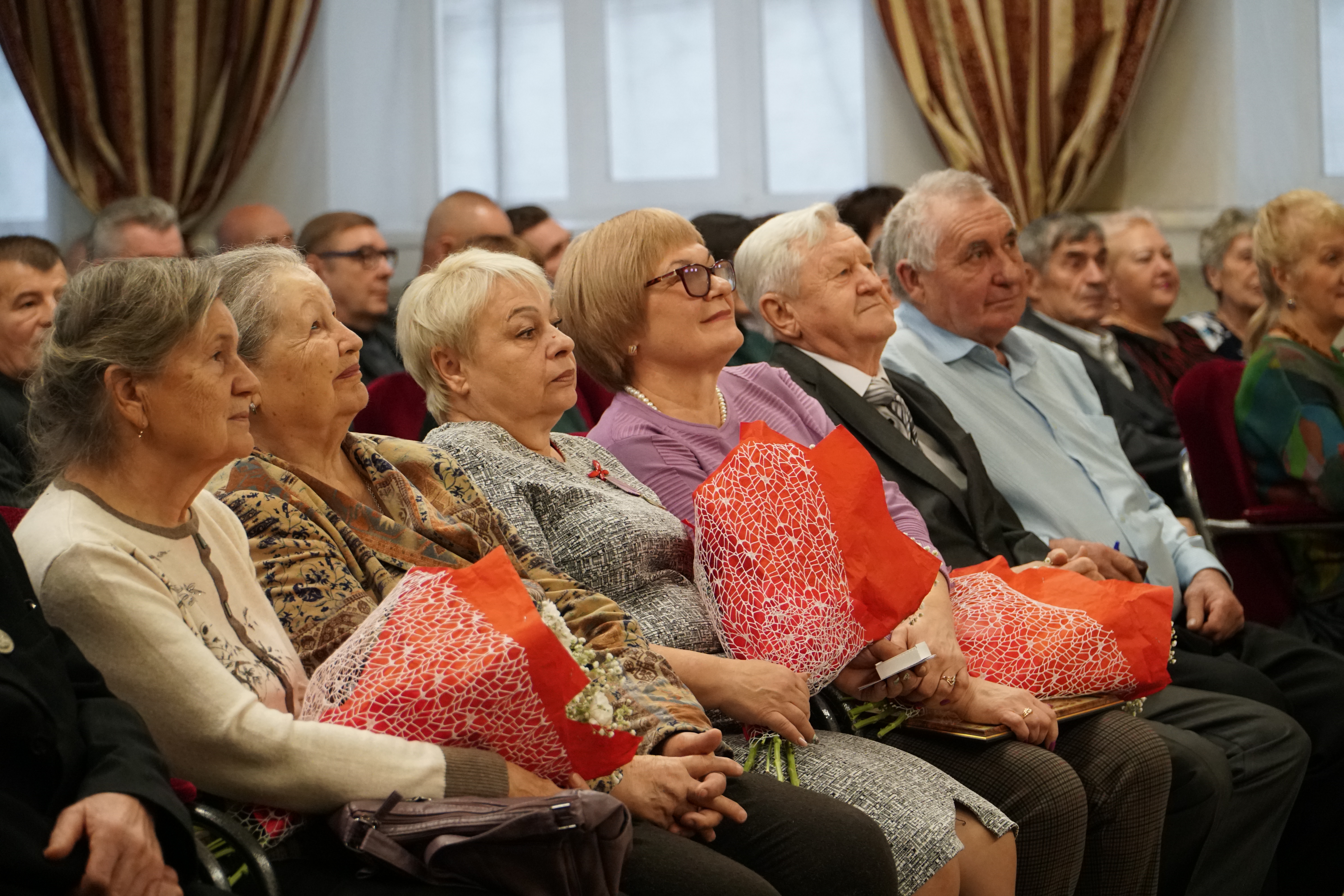 В УФСИН России по Алтайскому краю состоялось торжественное мероприятие, посвященное Дню ветерана уголовно-исполнительной системы.