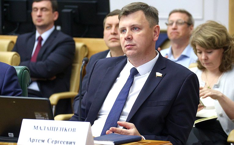 Артем Малащенков
