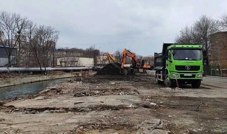 Александр Ролик провел выездное совещание по вопросам совершенствования законодательства, направленного на предотвращение чрезвычайных ситуаций природного характера