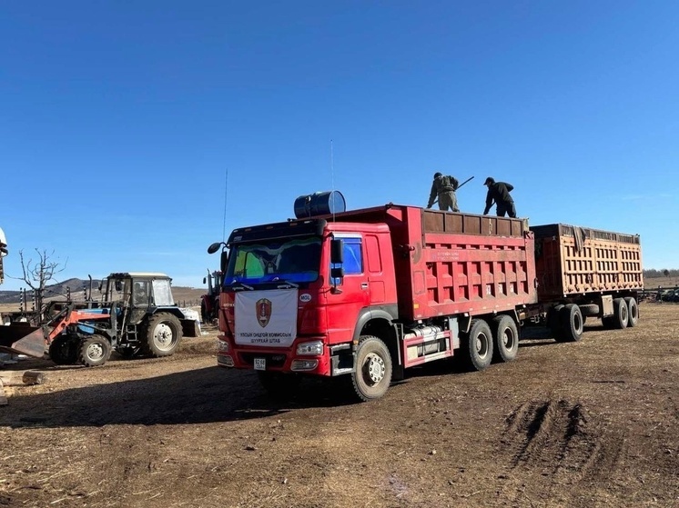 В Бурятии продолжают грузить зернофураж для Монголии