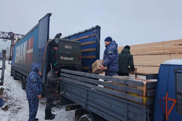 При содействии росгвардейцев из Томской области направлен очередной гуманитарный груз на Донбасс