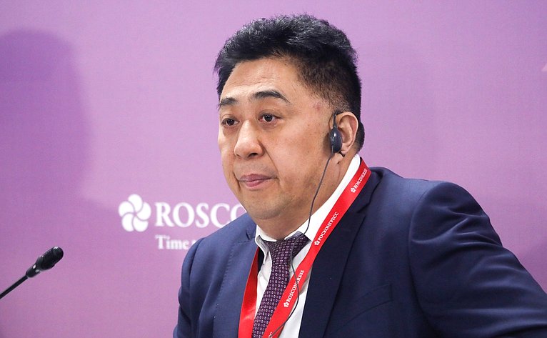 Сессия «Россия – Китай: региональное измерение». X Восточный экономический форум