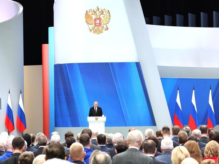 Путин предложил варианты развития регионов и решение проблемы закредитованности