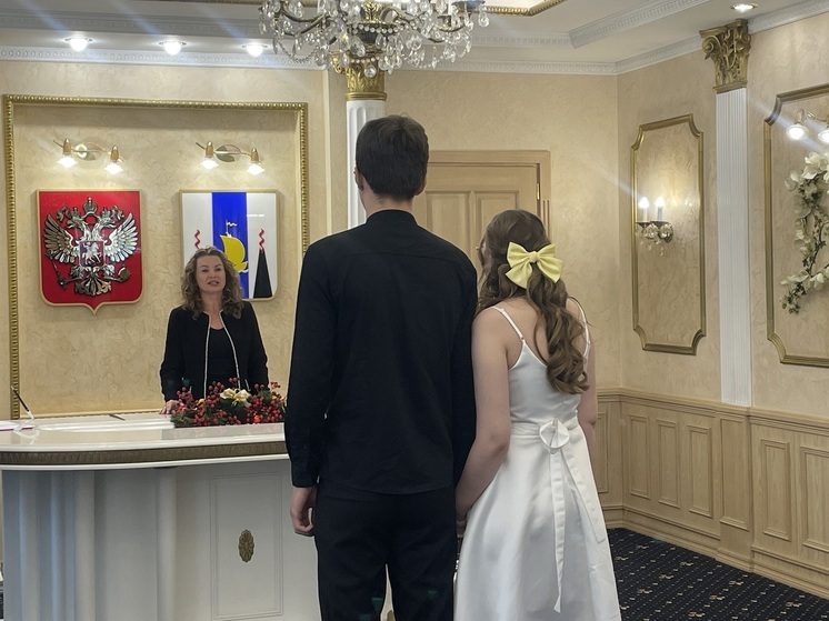 На Сахалине молодожёнам выдают сертификаты на обследование репродуктивного здоровья