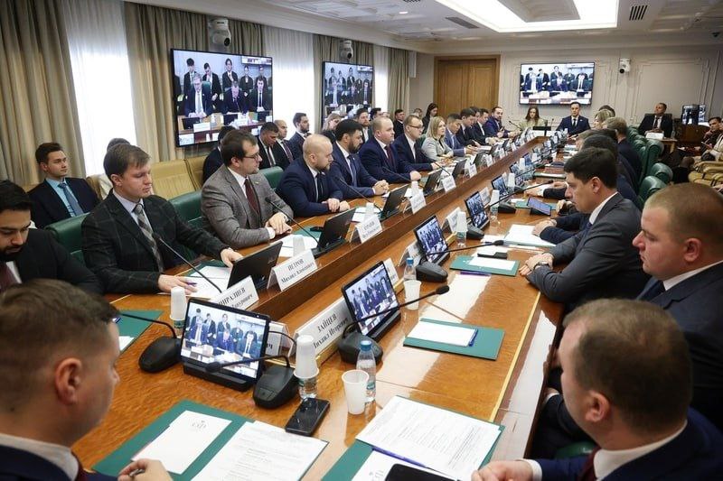 Депутат Роман Алексеев в Москве принял участие в семинаре-совещании «Геополитическая трансформация: новые центры силы и вызовы для международного порядка»