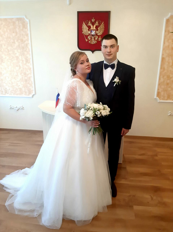 Свадебные фото в загсе. Рязанский загс молодожены. Фото из загса рязань. Рязанский загс. Регистрация брака рязань.