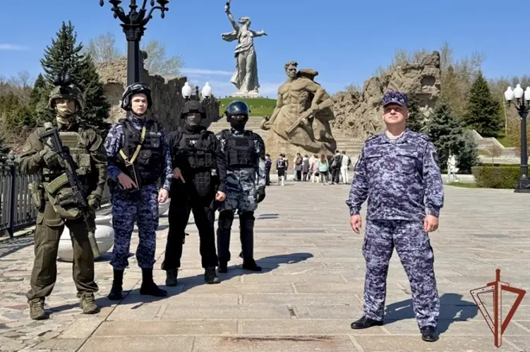 В городе-герое Волгограде росгвардейцы поддержали Всероссийскую акцию «От Камчатки до Калининграда» (Видео)