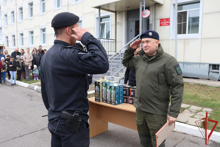 Хабаровский ОМОН «Тигр» отмечает 32-ю годовщину со дня образования