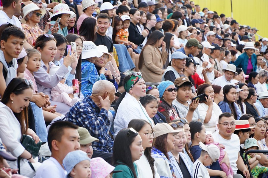 В Туве проходит Межрегиональный фестиваль музыкальных инструментов народов России «Вселенная кочевника»