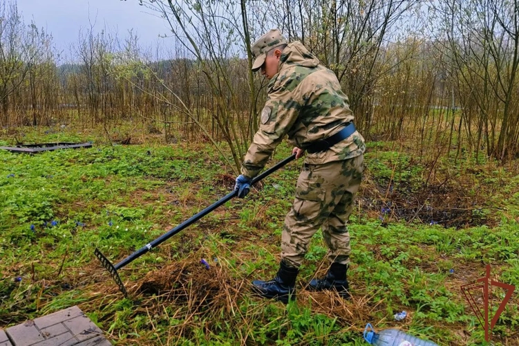 Росгвардейцы в Сибири приняли участие в благотворительных акциях и почтили память героев Великой Отечественной войны
