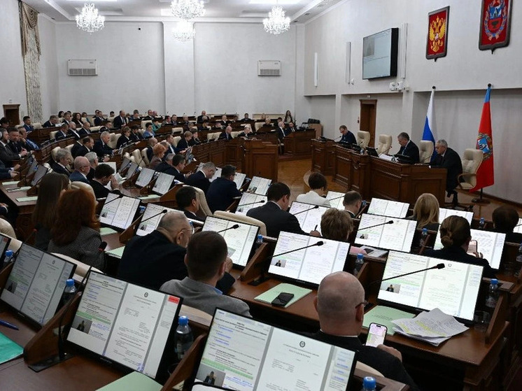 «Прекратите мешать правоохранителям». В АКЗС снова обсудили скандалы вокруг алтайских коммунистов