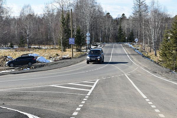 В туристическом посёлке Бурятии обновили сразу пять улиц