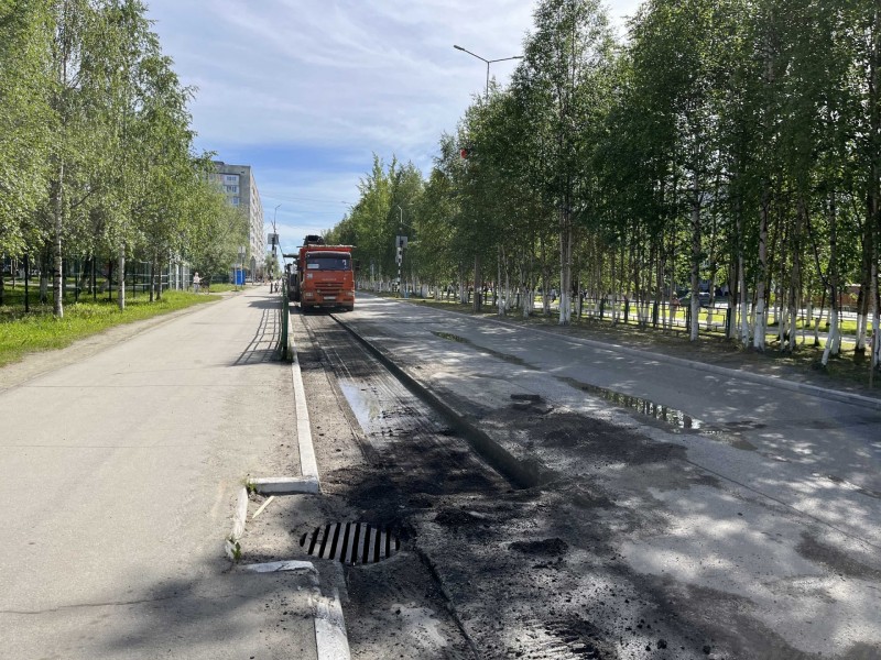 В Усинске определились с ремонтом общественных территорий, дворовых территорий и дорог на 2023 год