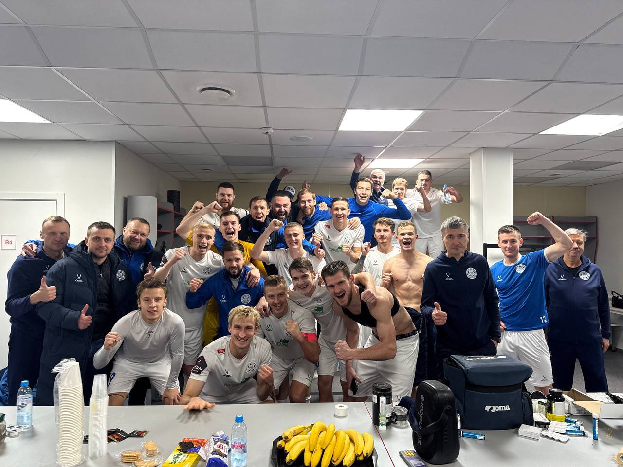 Футболисты кировского «Динамо» одержали победу в матче с ФК «Ленинградец»