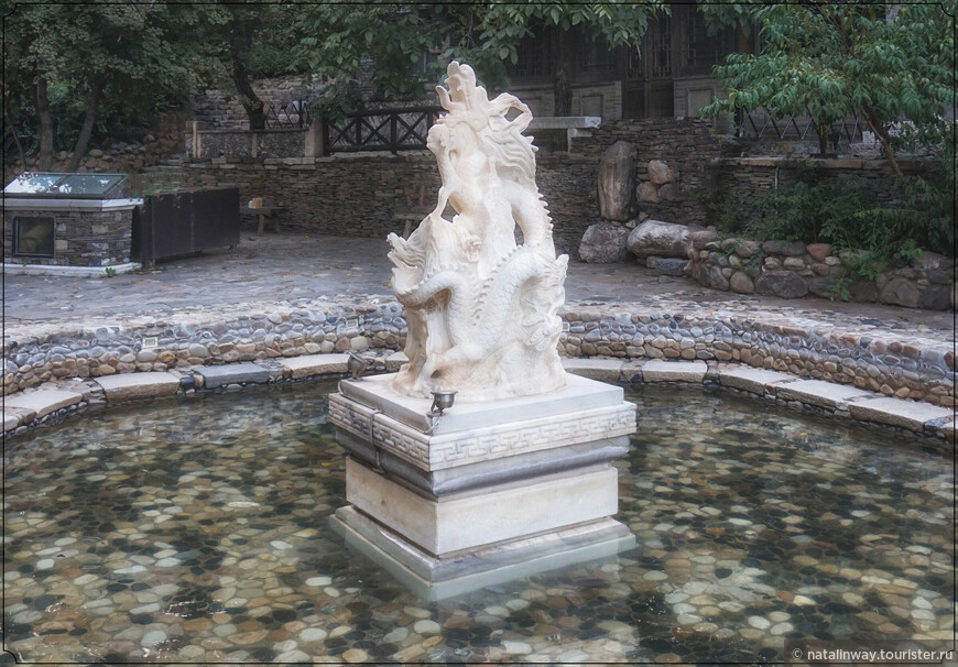 Водный город Губэй и Великая китайская стена