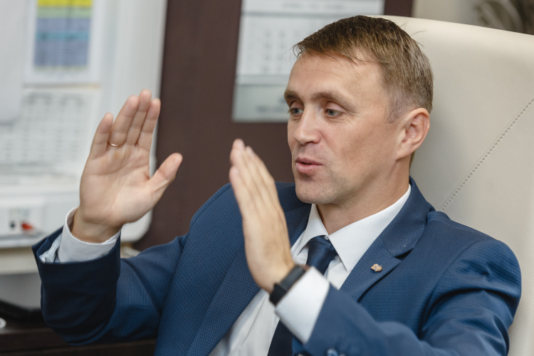 «Большаков — честный человек и профессионал. Огромным уважением пользуется у «Системного оператора». Скромный человек с незапятнанной репутацией»