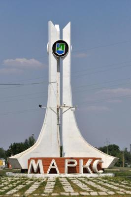 Губернатор едет в Марксовский район: жители жалуются на ужасную воду и дороги