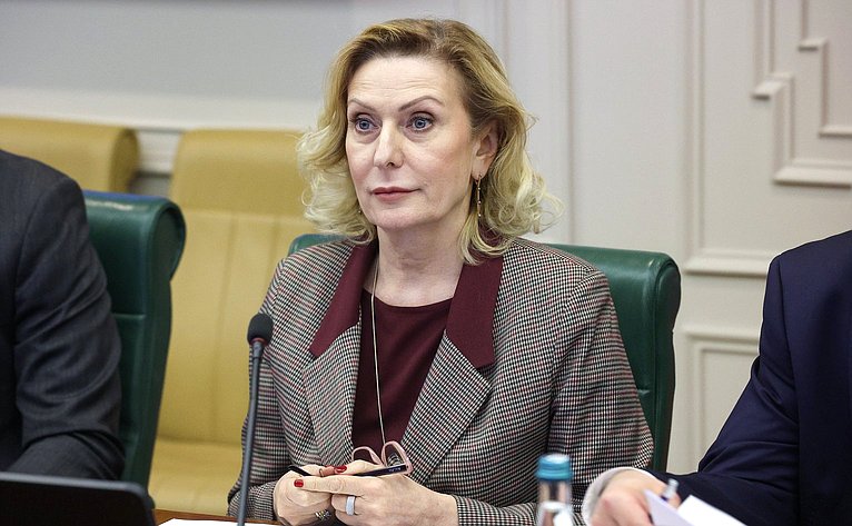 Инна Святенко