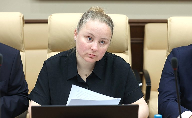 Круглый стол Комитета Совета Федерации по социальной политике «Влияние технологий искусственного интеллекта на рынок труда»