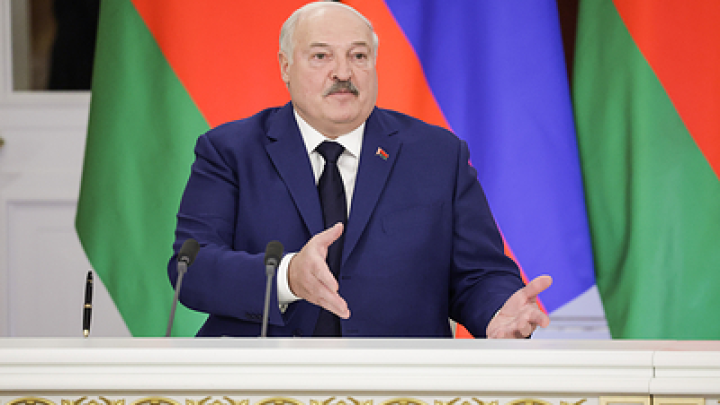 Он очень страдает: Лукашенко рассказал о жизни Курманбека Бакиева в Белоруссии