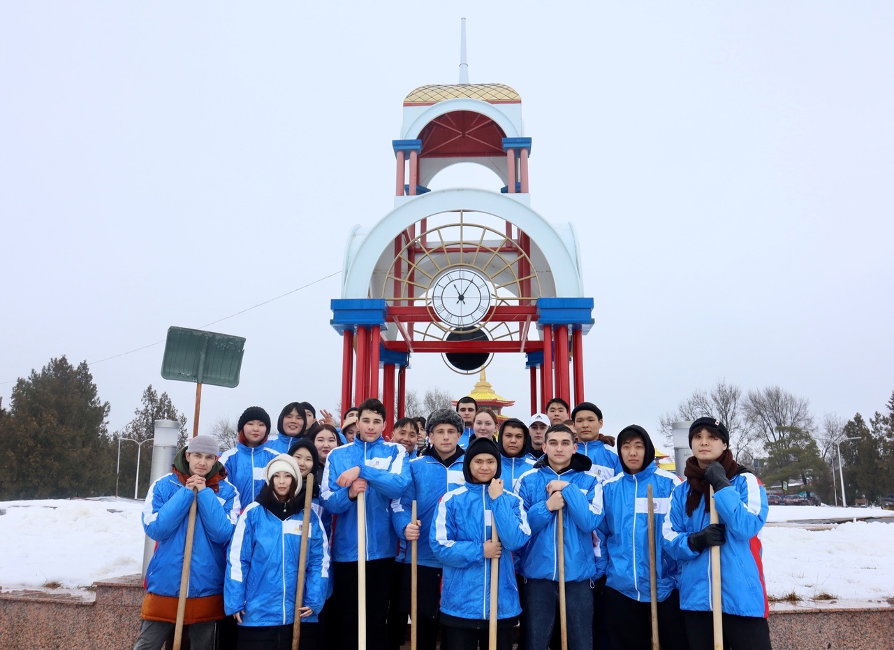 Погода в городовиковске на 10 дней. Городовиковск Калмыкия. Город Городовиковск. Городовиковск достопримечательности. Студенческие отряды Калмыкии.