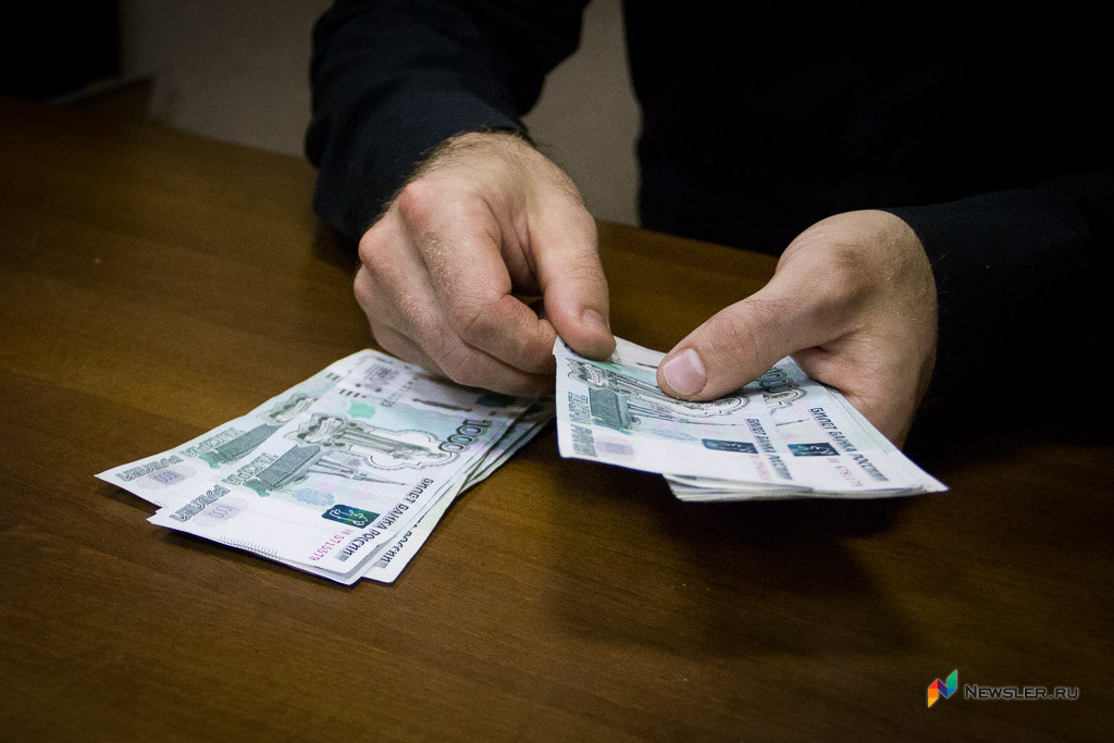 Руководителя школы искусств оштрафовали за перенос сроков поставки
