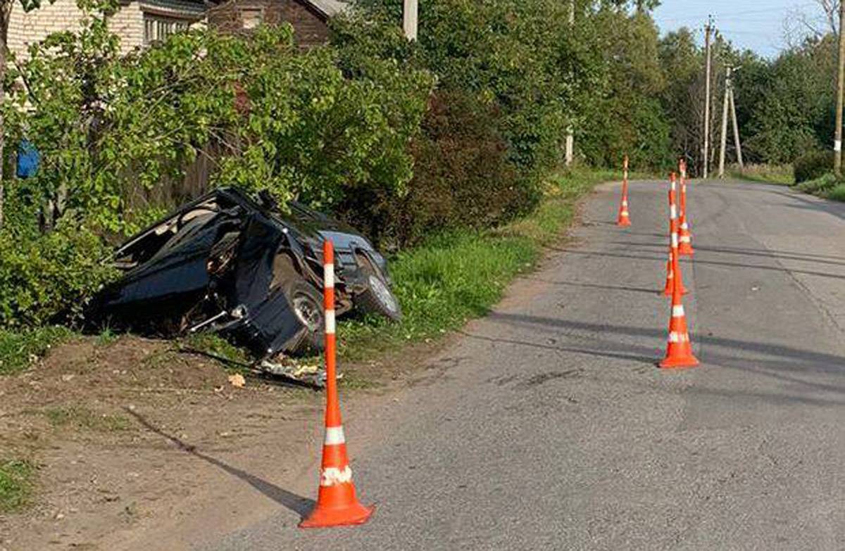 Водитель автомобиля с травмой грудной клетки самостоятельно обратился в Новгородскую областную клиническую больницу.