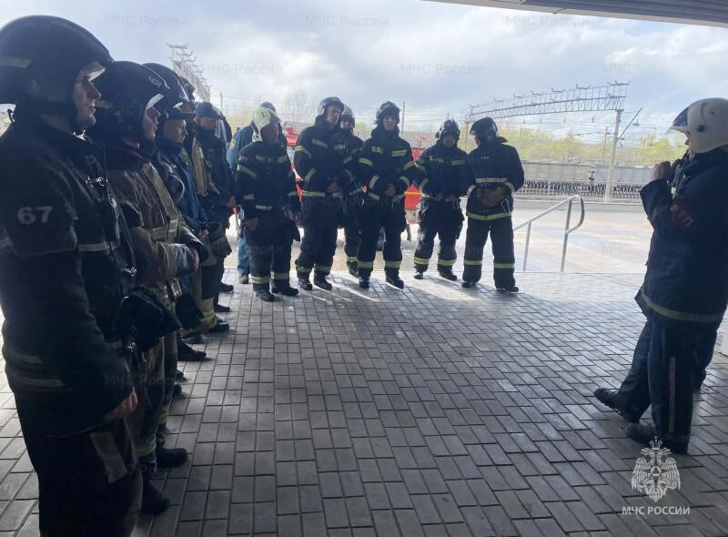 Старооскольские огнеборцы провели пожарно-тактические учения