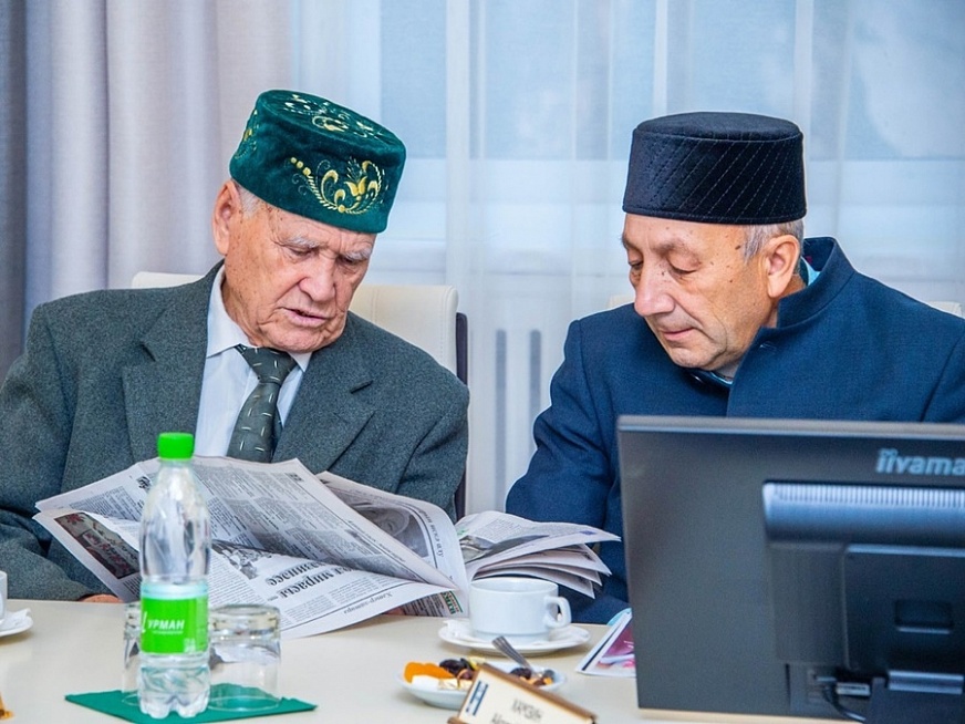 В Нижнекамске предложили создать центр татарской культуры имени Разиля Валеева