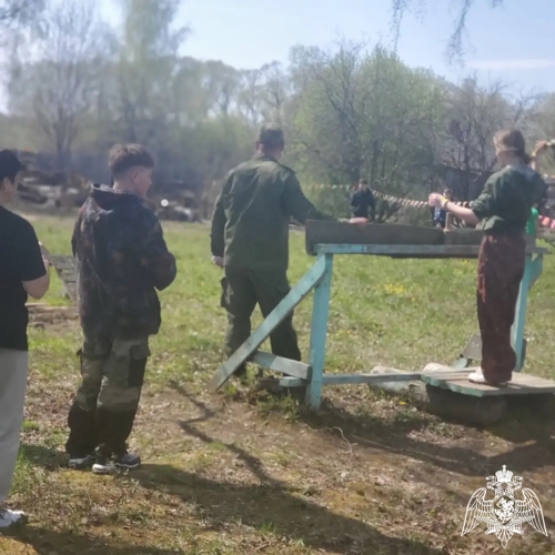 Росгвардейцы приняли участие в качестве почетных гостей и судей на «Зарнице»