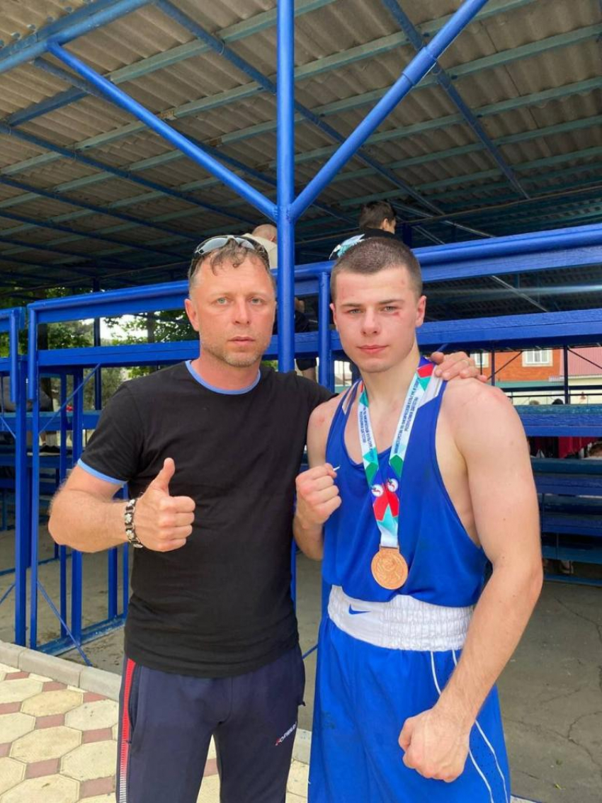 Боксер победитель