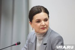 Замгубернатора ХМАО Елена Майер не согласовала продление контрактов замам директоров подконтрольных департаментов